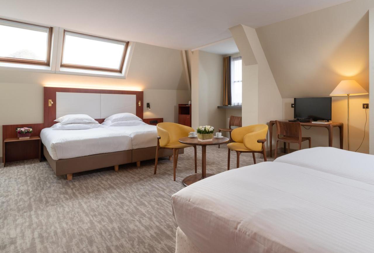 Hotel Rosenburg 4*